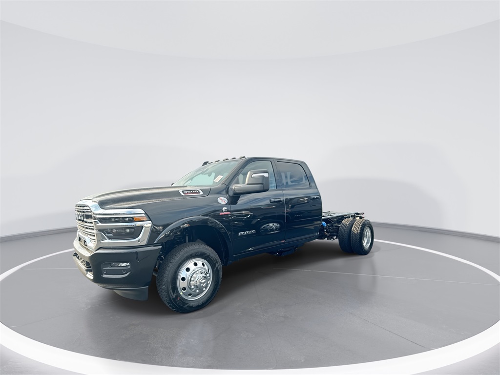2026 Ram 3500 Laramie photo 4
