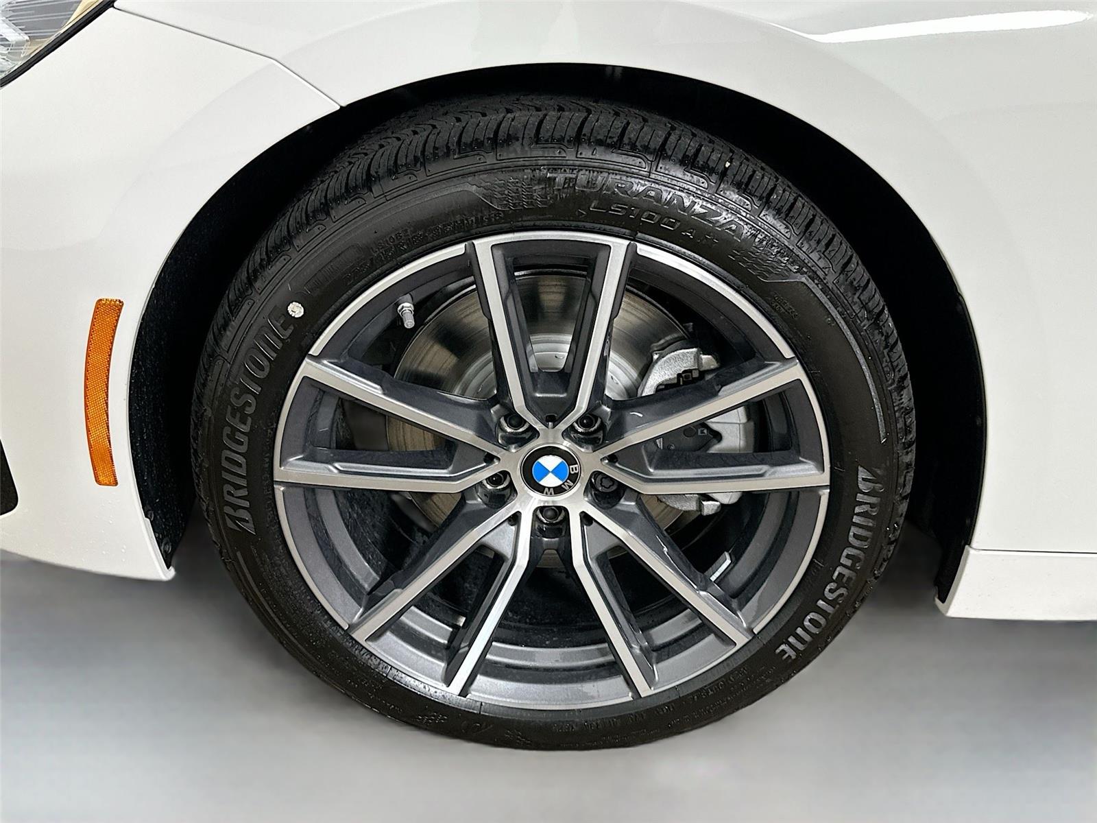 2025 Bmw 230i xDrive photo 30