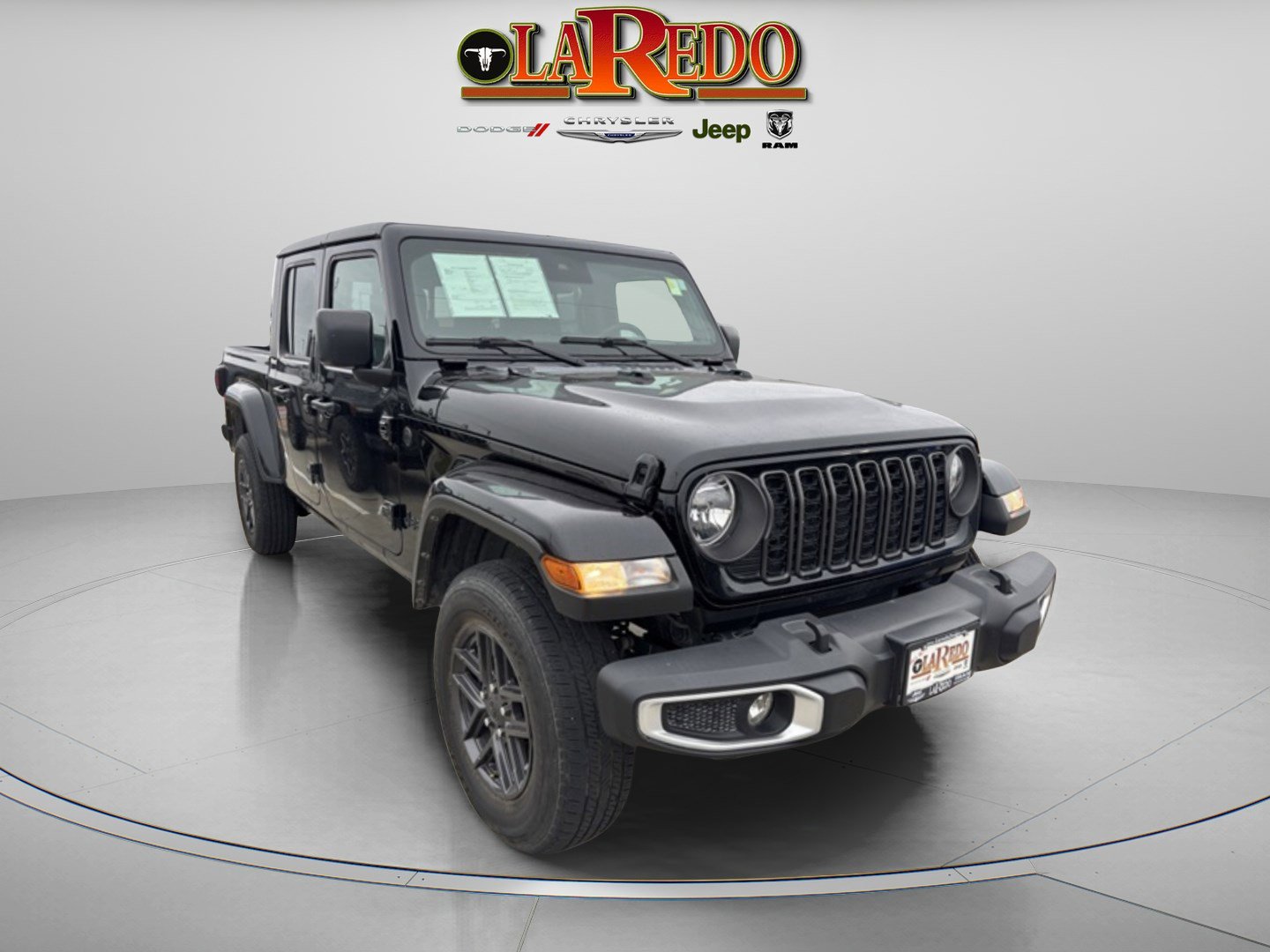 2024 Jeep Gladiator Sport S's photo