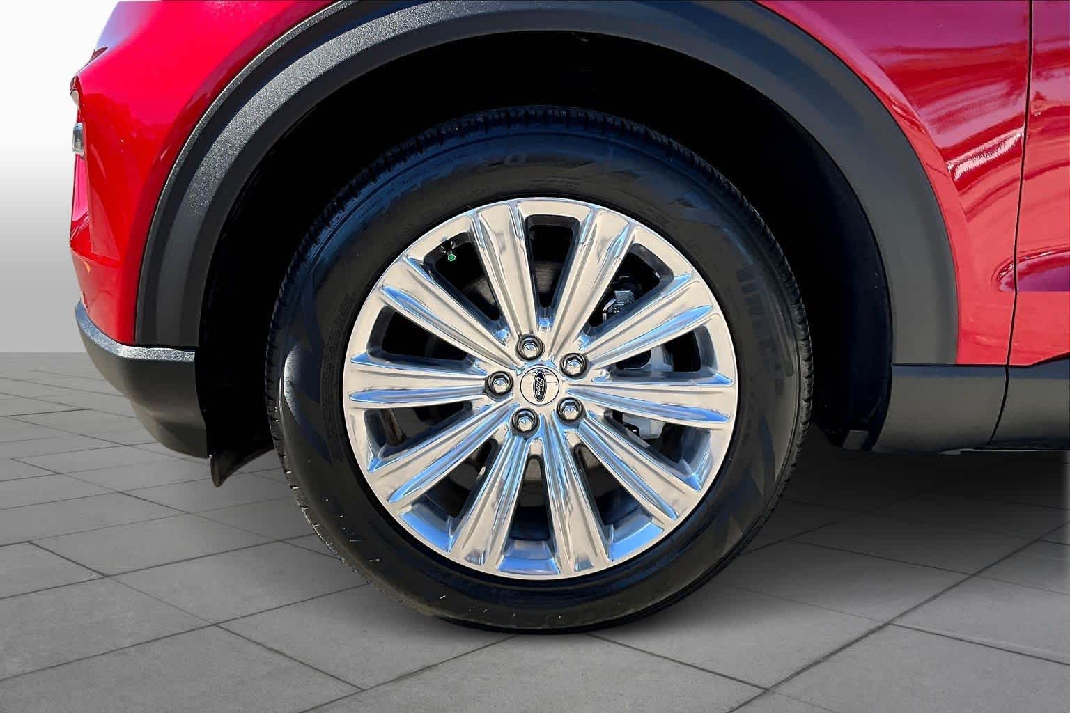 2020 Ford Explorer Limited photo 3