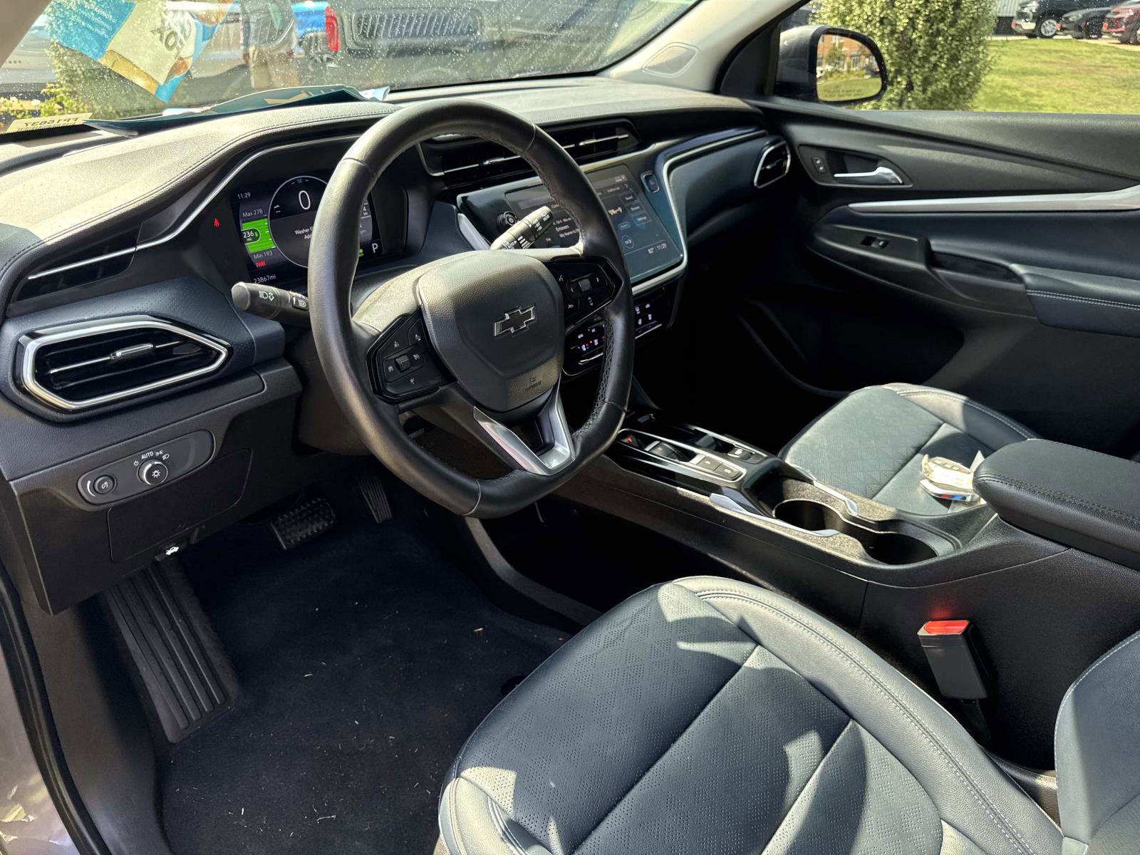 2022 Chevrolet Bolt EUV Premier photo 12