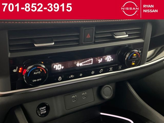 2026 Nissan Rogue SV photo 11