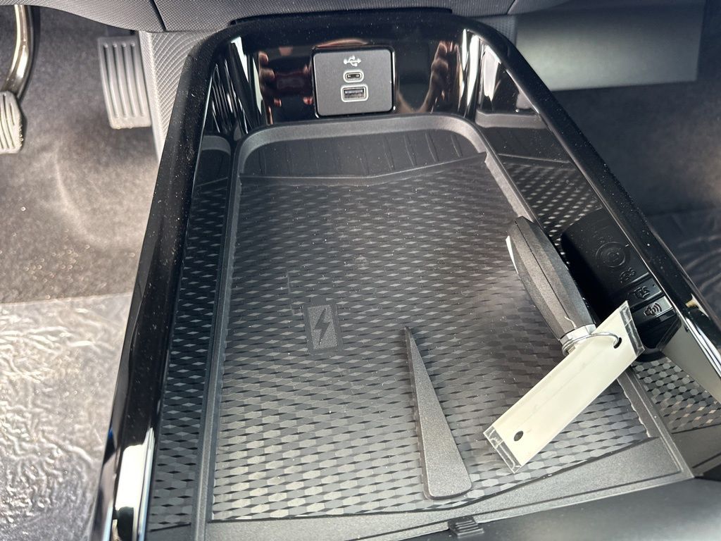 2025 Ford Mustang Mach-E Select photo 27