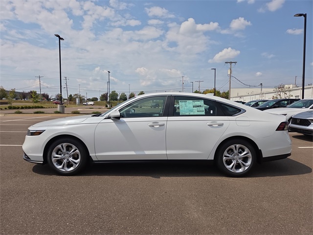 2025 Honda Accord LX photo 2