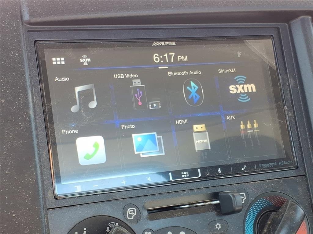 2024 Chevrolet Silverado photo 4