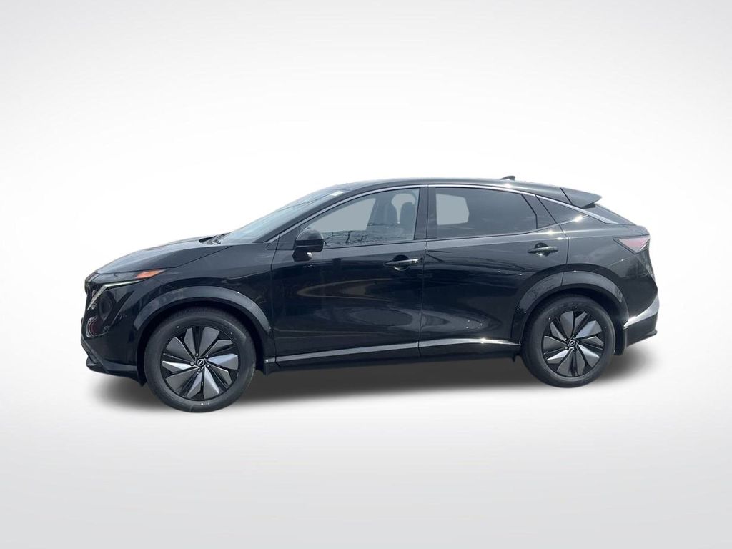 2025 Nissan ARIYA Engage Evolve+ Empower photo 2