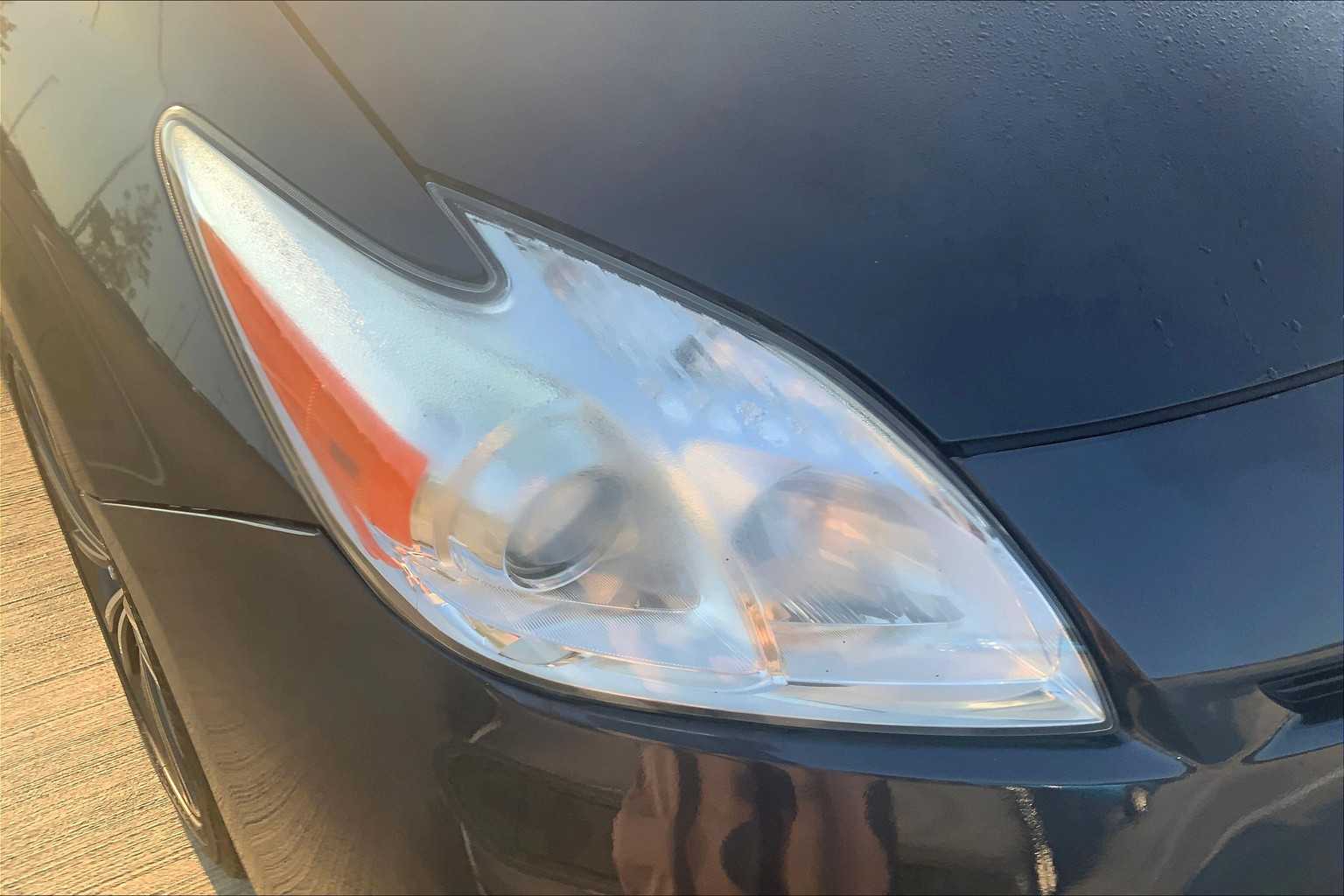 2012 Toyota Prius Two photo 23