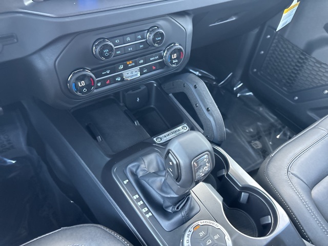 2025 Ford Bronco Badlands photo 25
