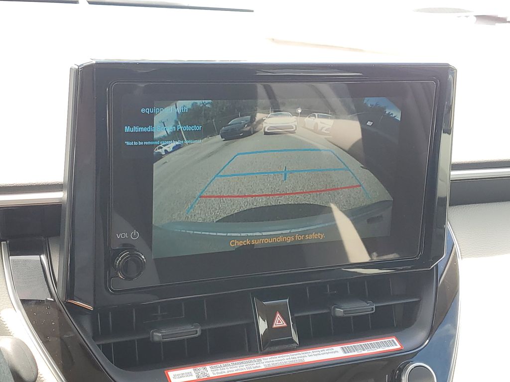 2025 Toyota Corolla LE photo 19
