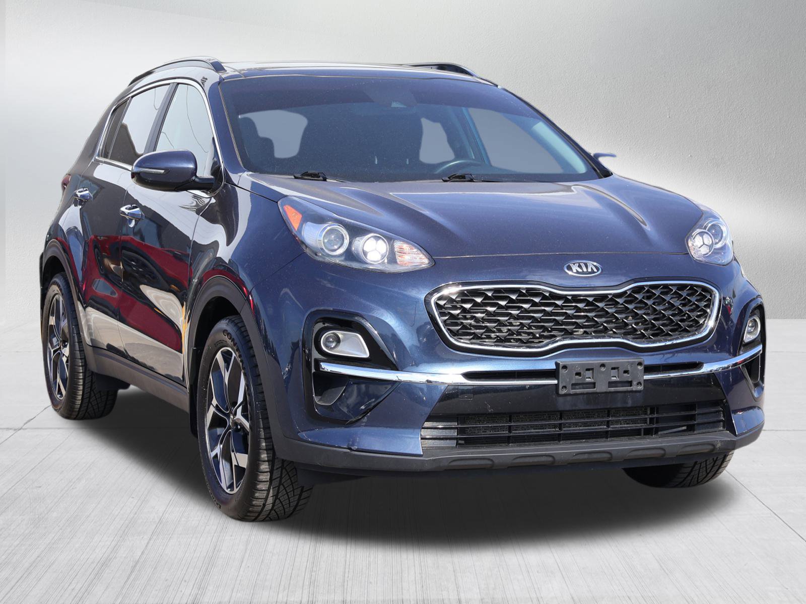 2022 Kia Sportage EX's photo