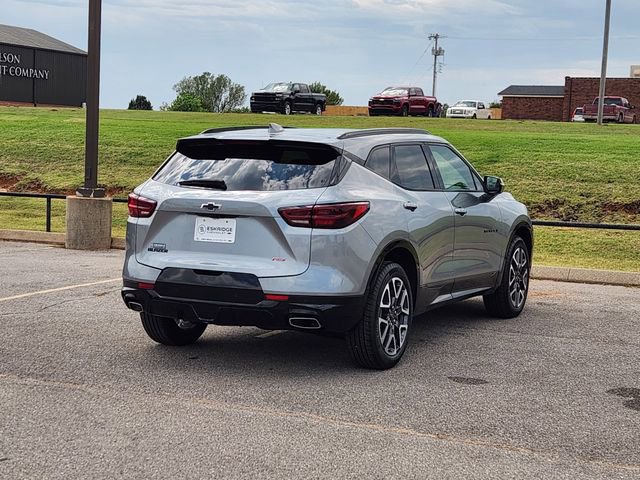 2025 Chevrolet Blazer RS photo 3