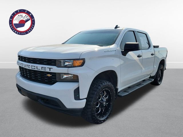 2020 Chevrolet Silverado 1500 Custom photo 2