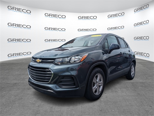 2021 Chevrolet Trax LS photo 3