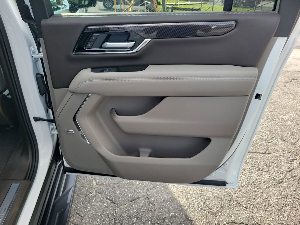2025 Gmc Yukon XL photo 42