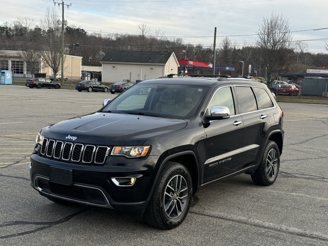 2018 Jeep Grand Cherokee Limited's photo