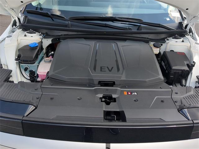 2025 Hyundai Ioniq 5 SE photo 26