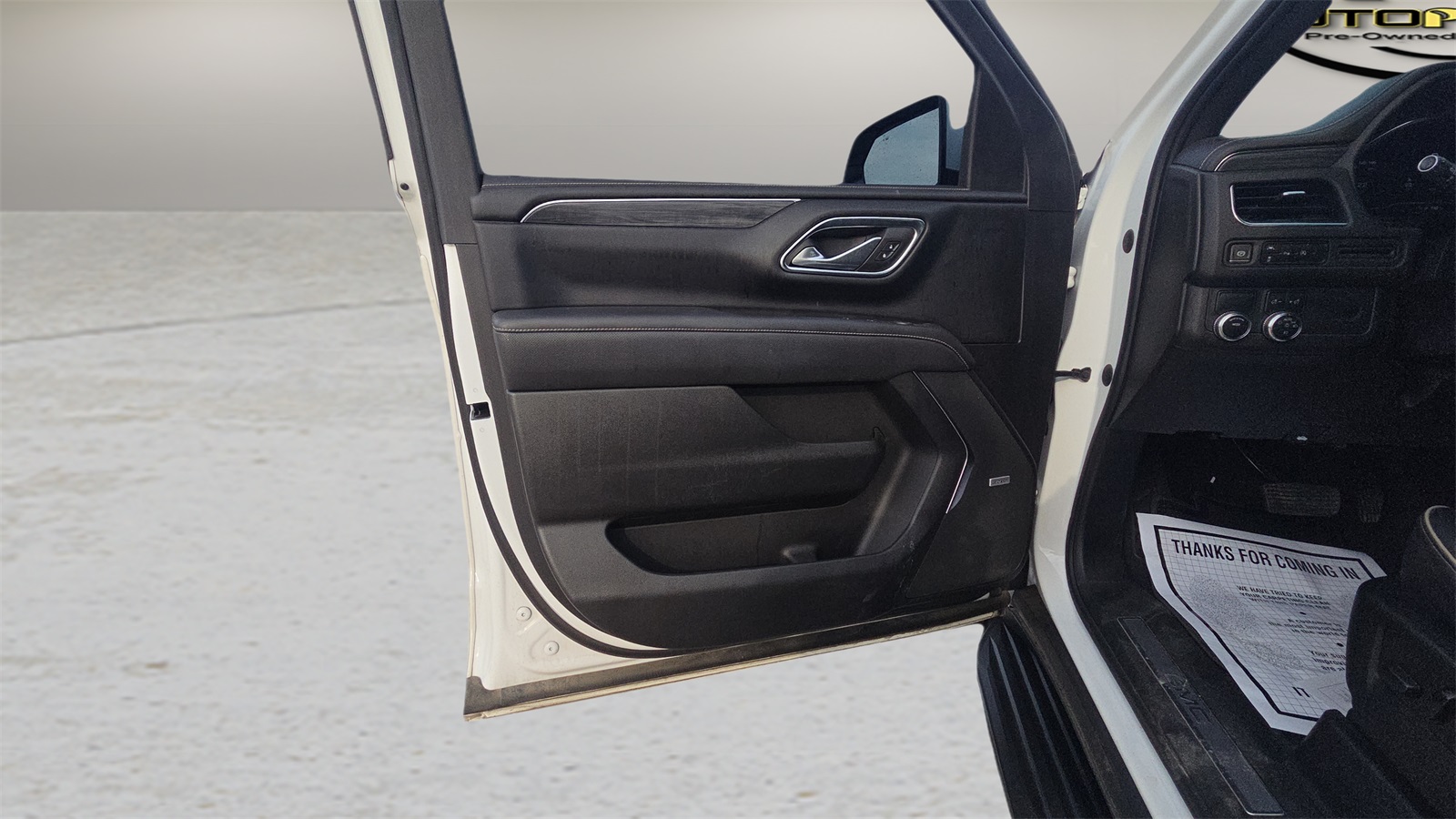 2023 Gmc Yukon SLT photo 27