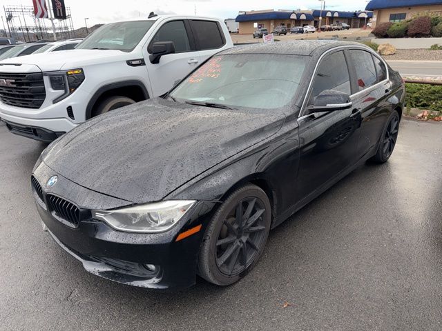 2015 BMW 3 Series 320i's photo