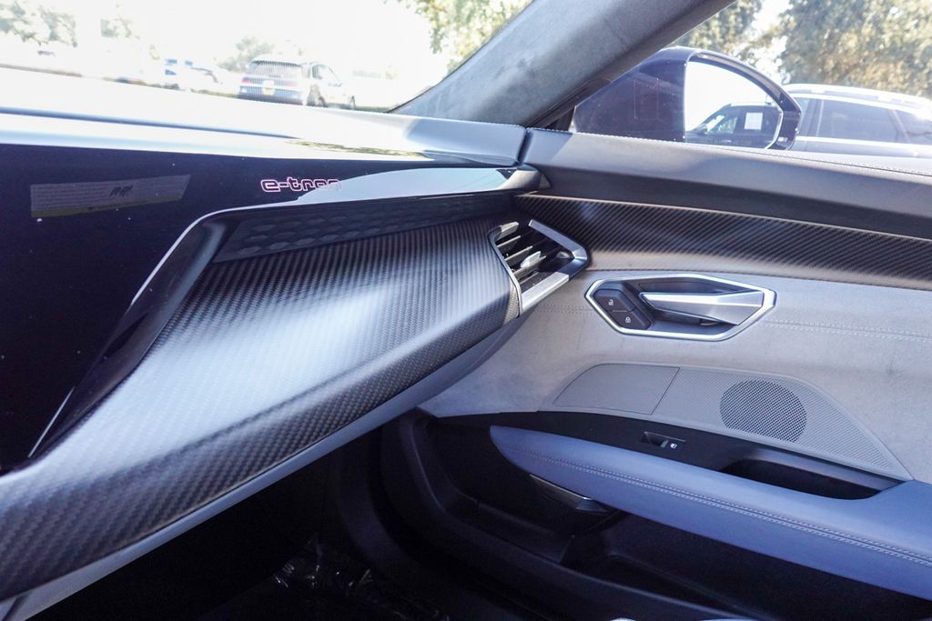 2023 Audi RS e-tron GT Base photo 23