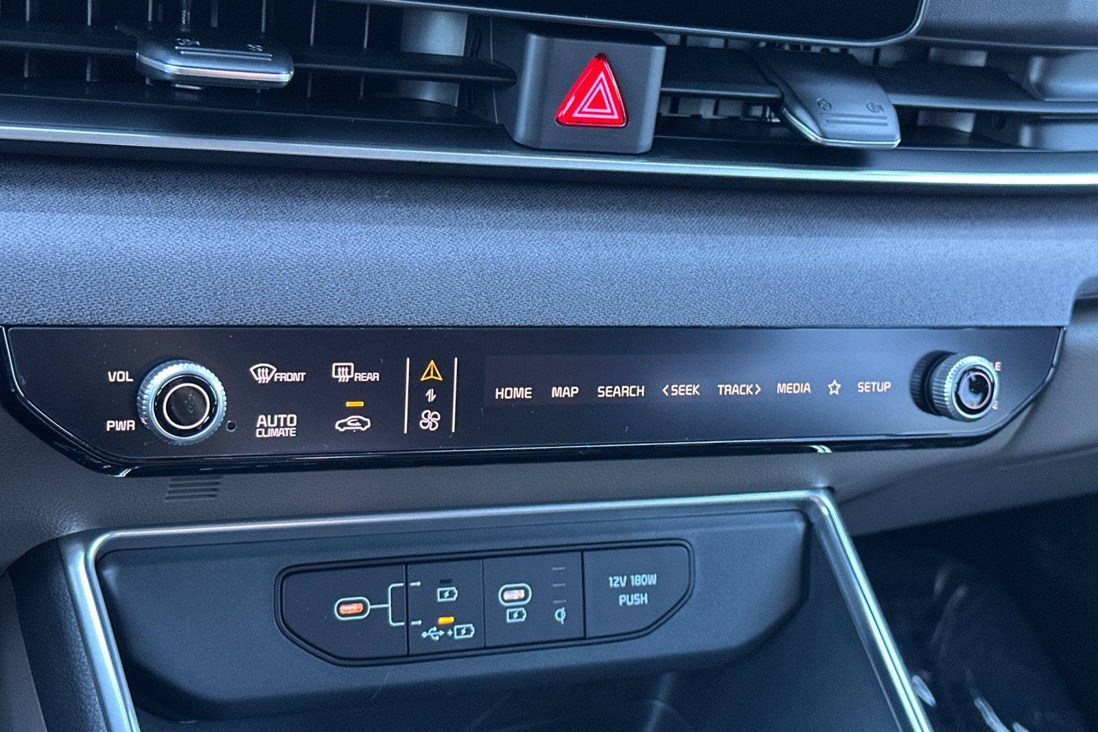 2026 Kia Carnival EX photo 17