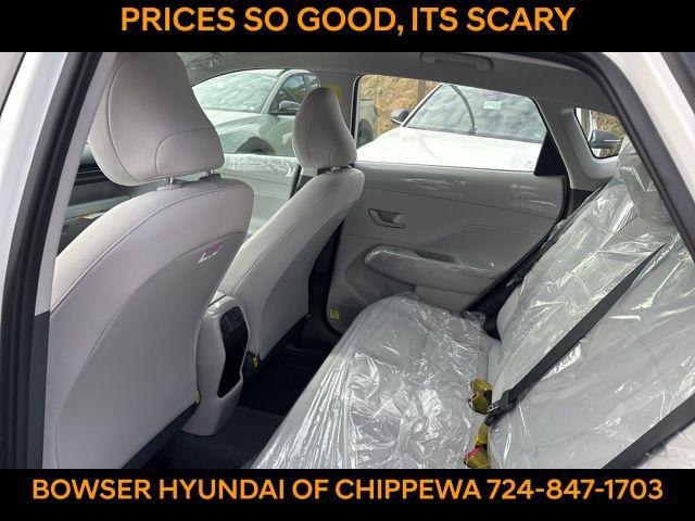 2026 Hyundai Kona SE photo 3