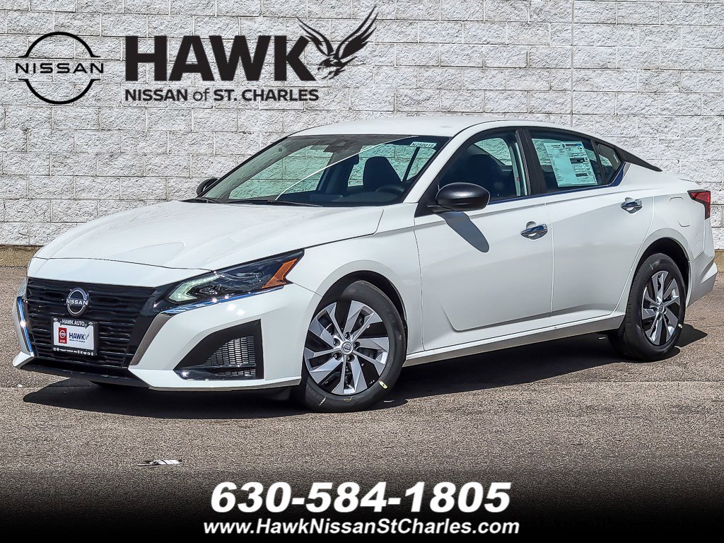 2025 Nissan Altima S's photo