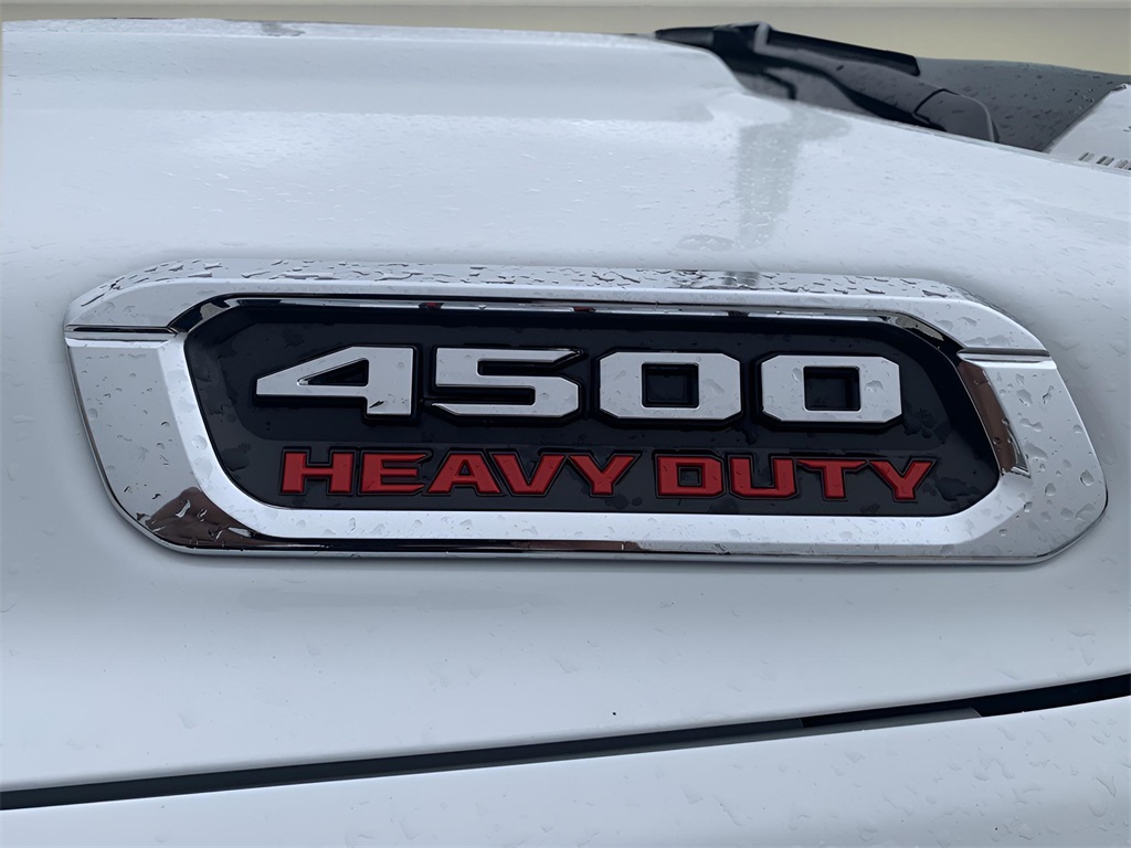 2024 Ram 4500 SLT photo 13