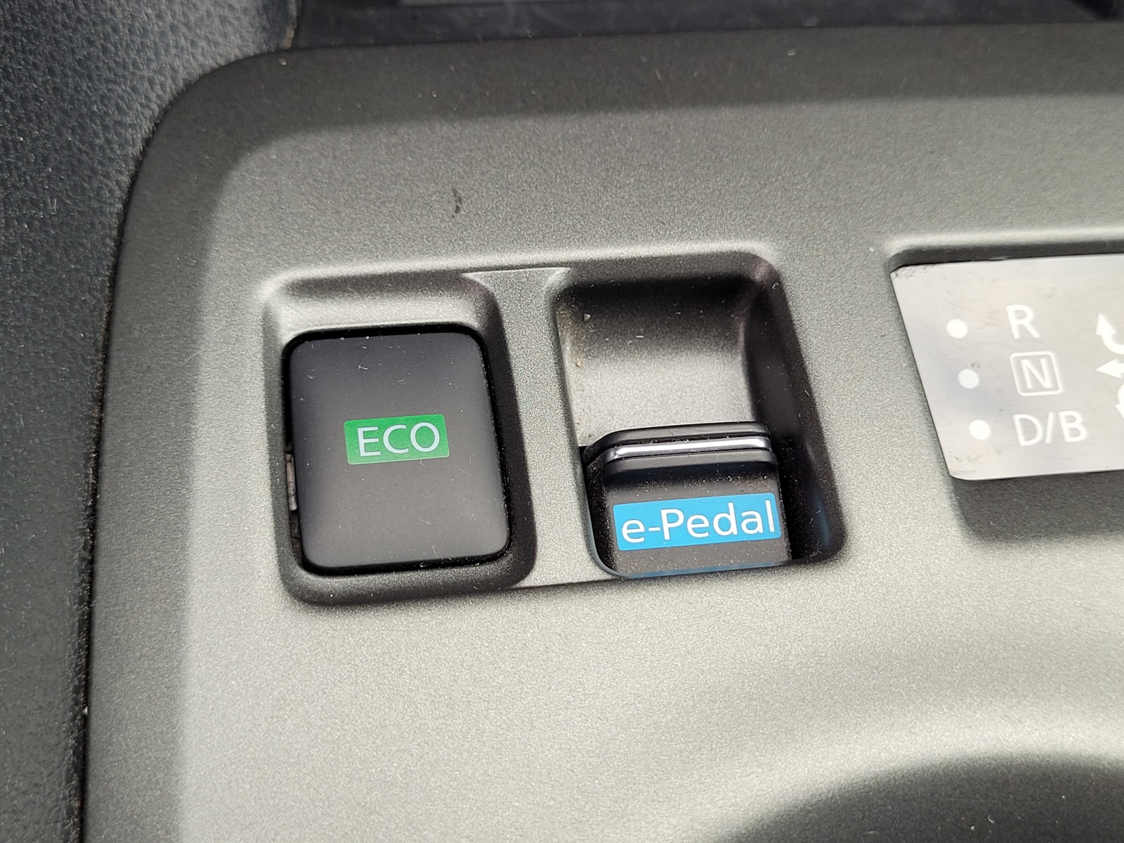 2019 Nissan Leaf Plus photo 14