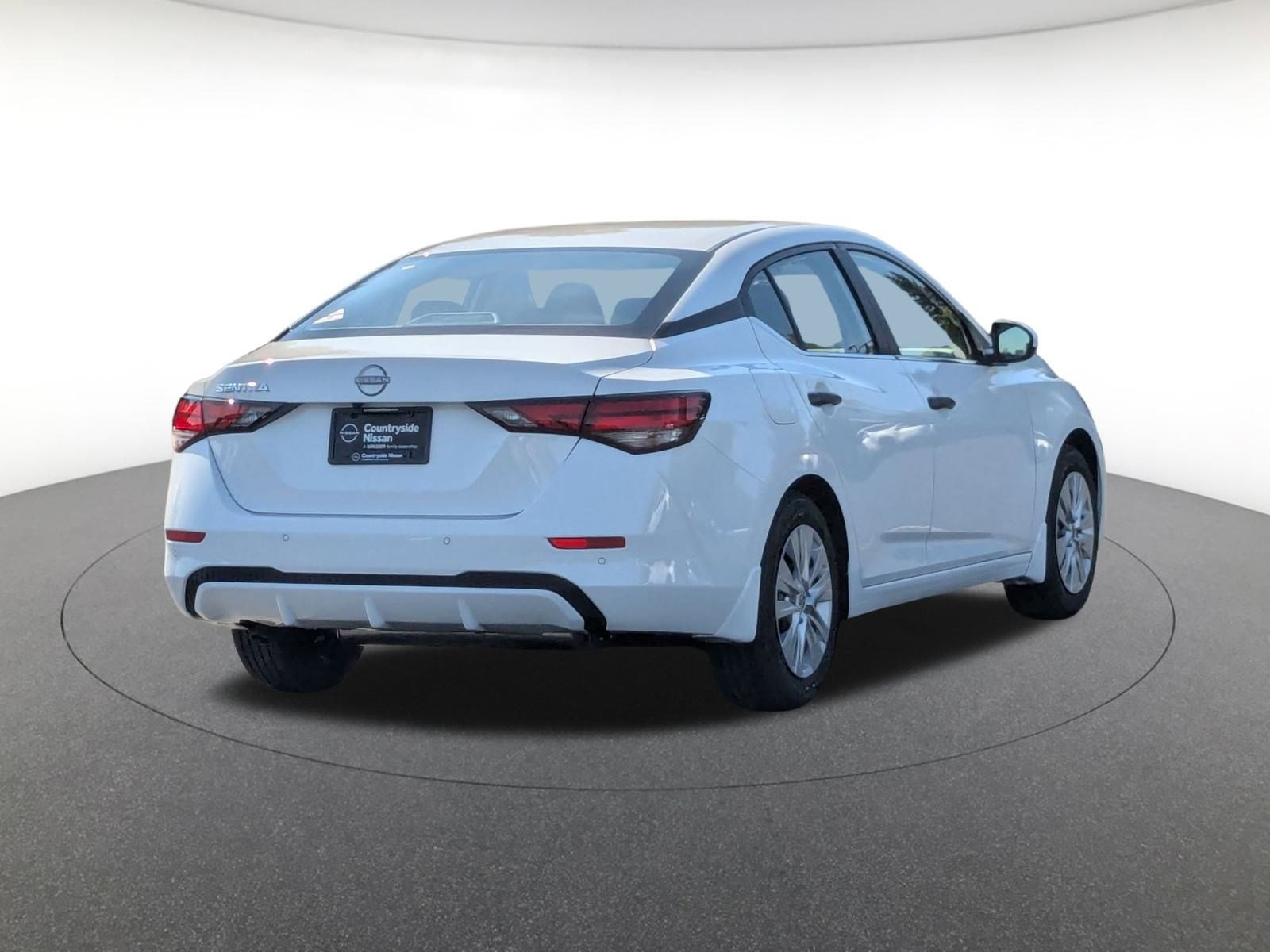 2025 Nissan Sentra S photo 4