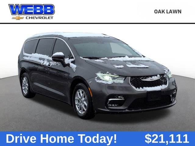 2022 Chrysler Pacifica Touring L's photo