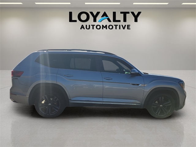 2021 Volkswagen Atlas V6 SE Technology R-Line photo 5