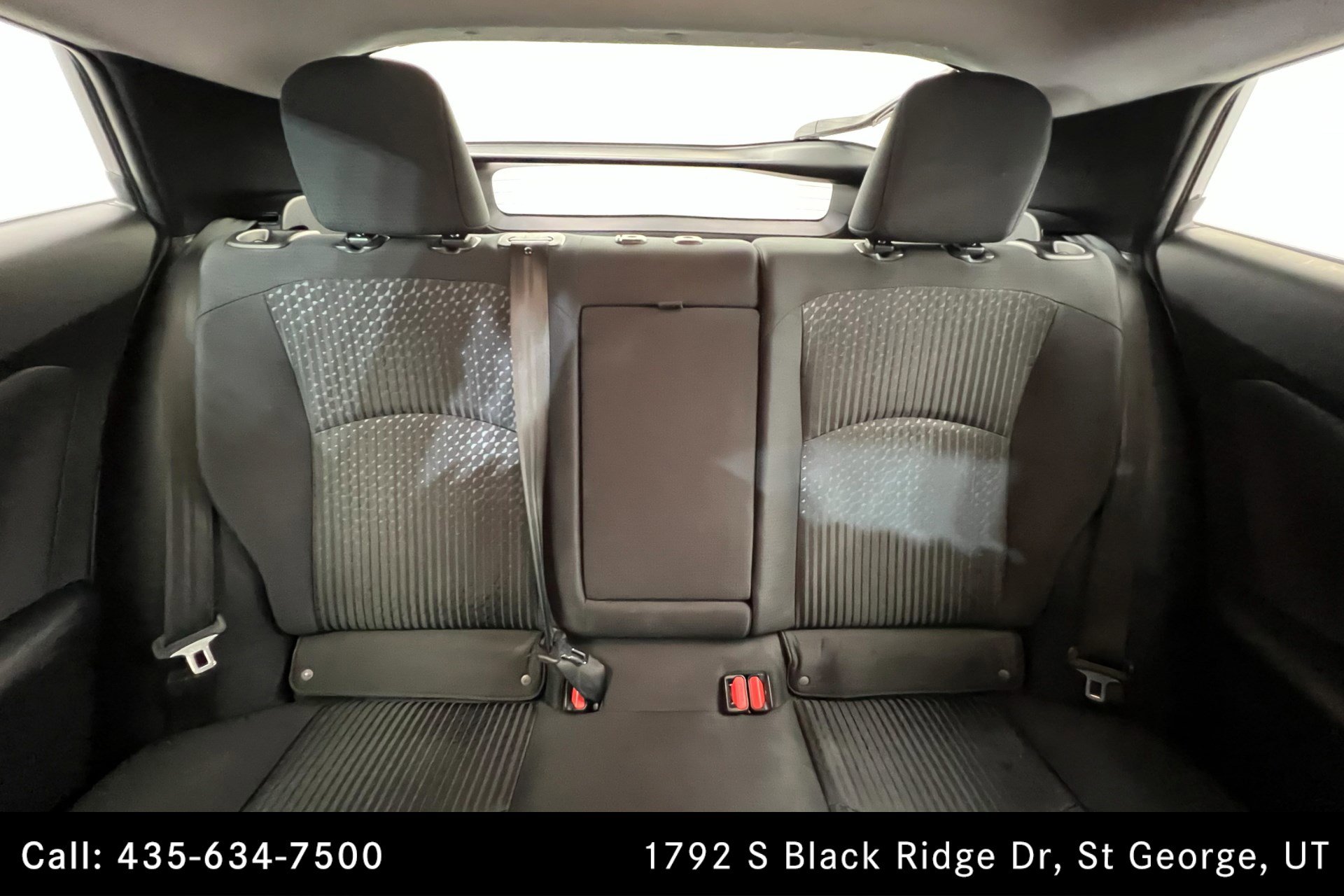 2017 Toyota Prius Two photo 24