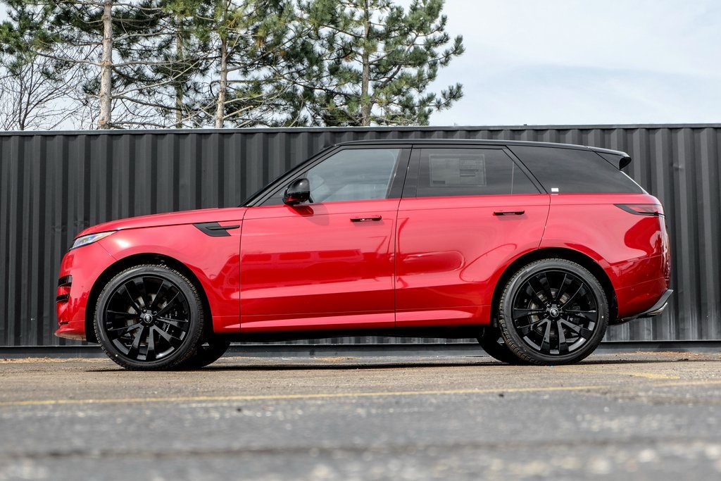 New 2024 Land Rover Range Rover Sport Dynamic SE SUV in Schaumburg
