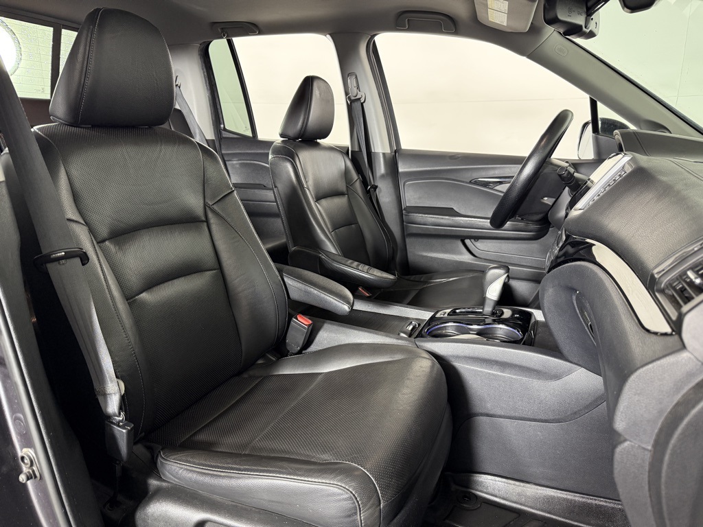 2019 Honda Ridgeline RTL-E photo 25