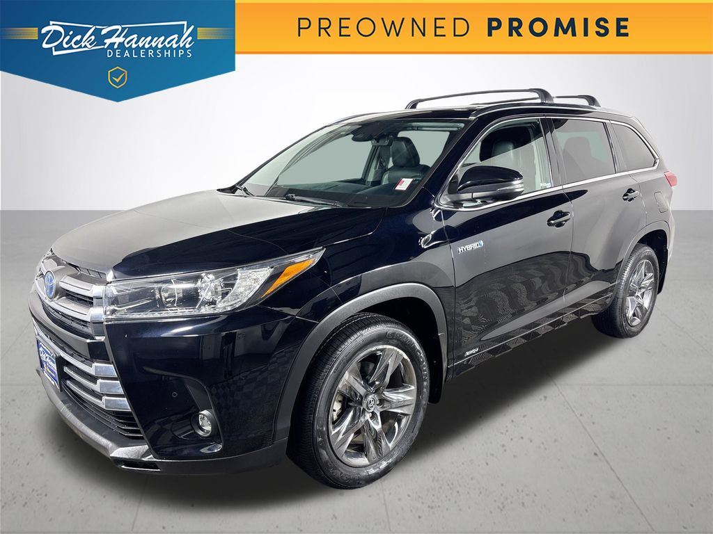 2019 Toyota Highlander Limited Platinum's photo