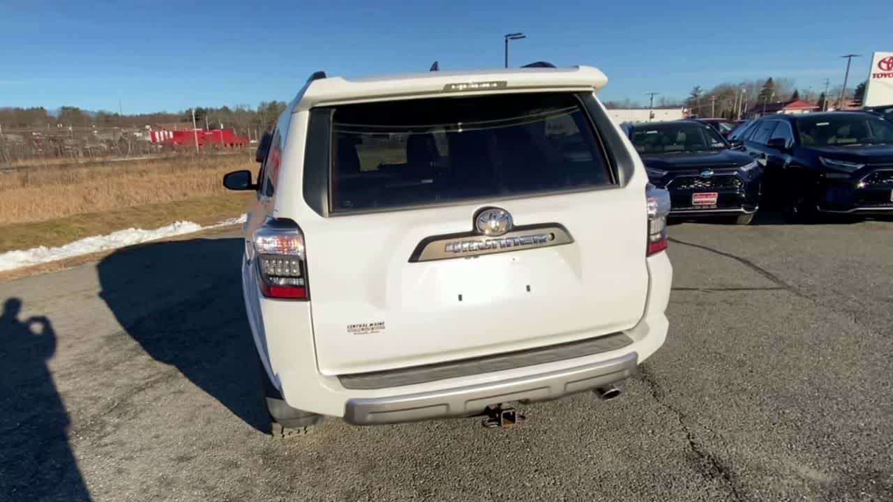 2019 Toyota 4Runner TRD photo 3