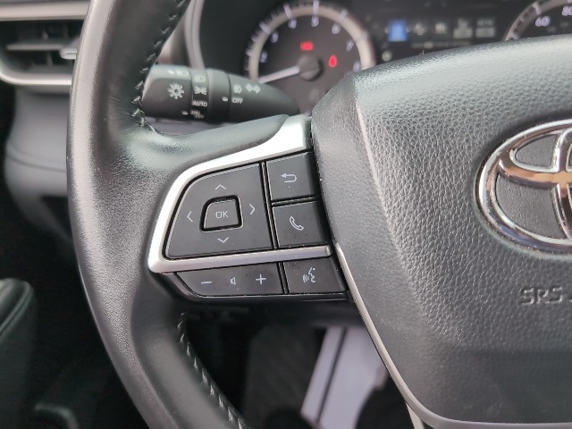 2024 Toyota Highlander LE photo 19