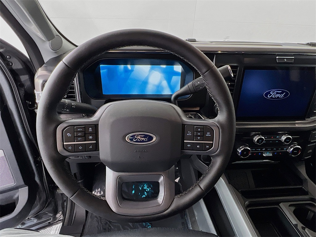 2026 Ford F-250 photo 8