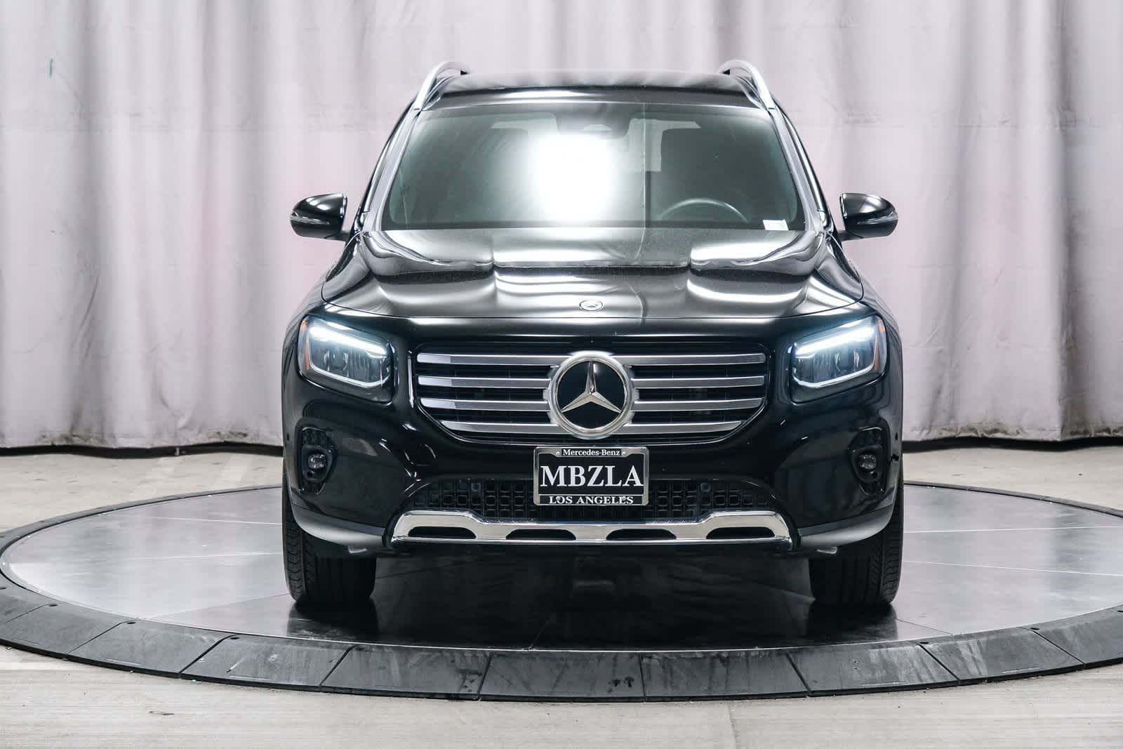 2025 Mercedes Benz GLB 250 photo 6