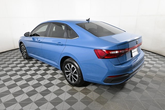 2025 Volkswagen Jetta 1.5T S photo 4