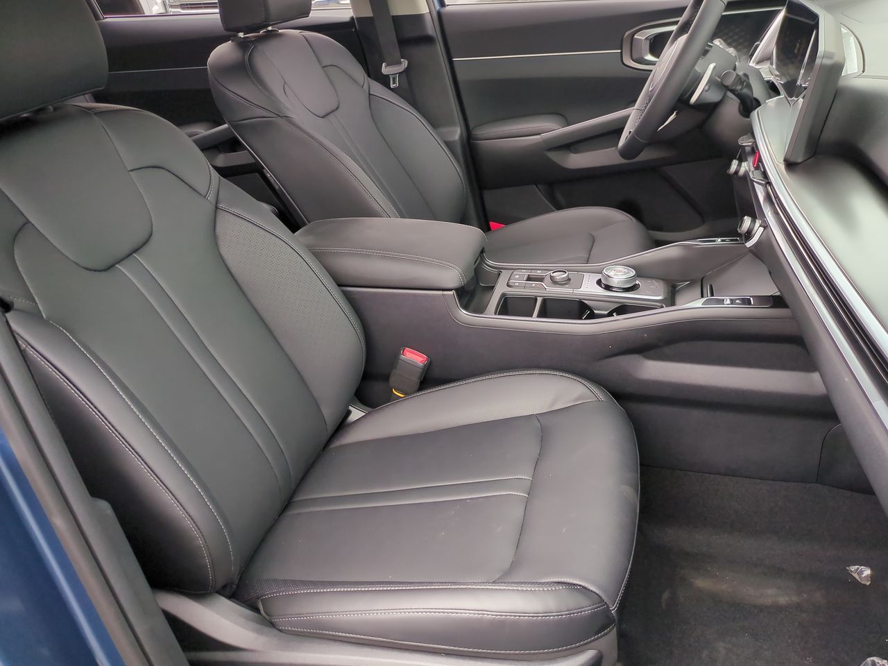 2025 Kia Sorento Hybrid EX photo 22
