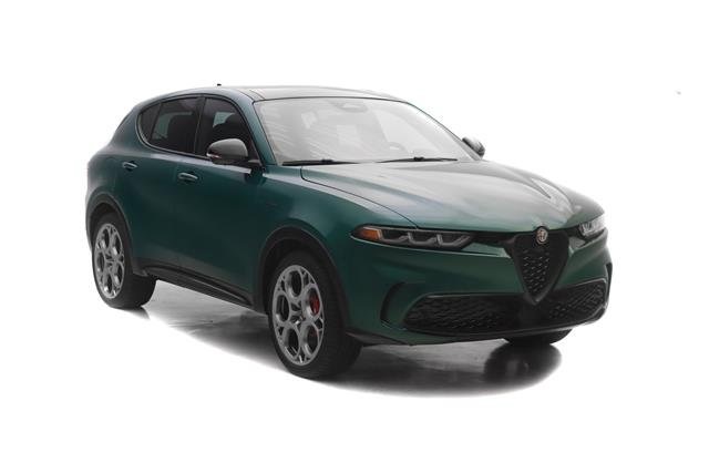 2024 Alfa Romeo Tonale Veloce photo 2