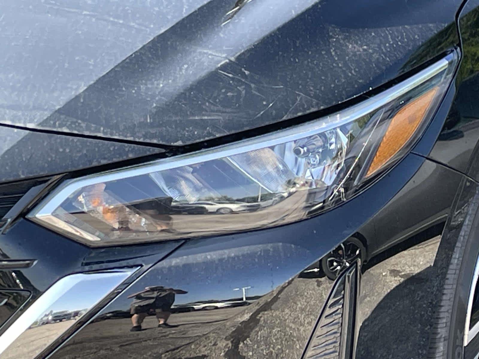 2025 Nissan Sentra SV photo 28