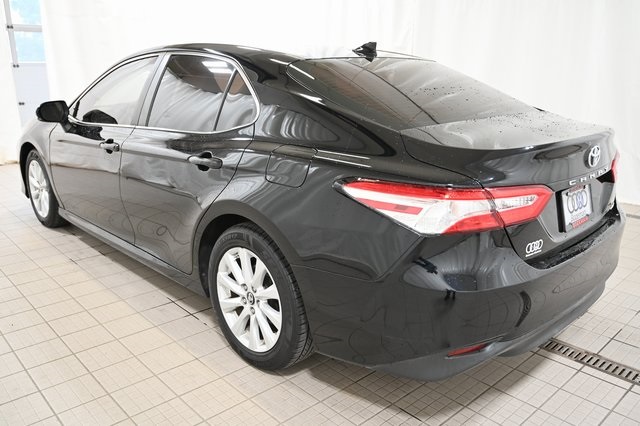 2019 Toyota Camry L photo 9