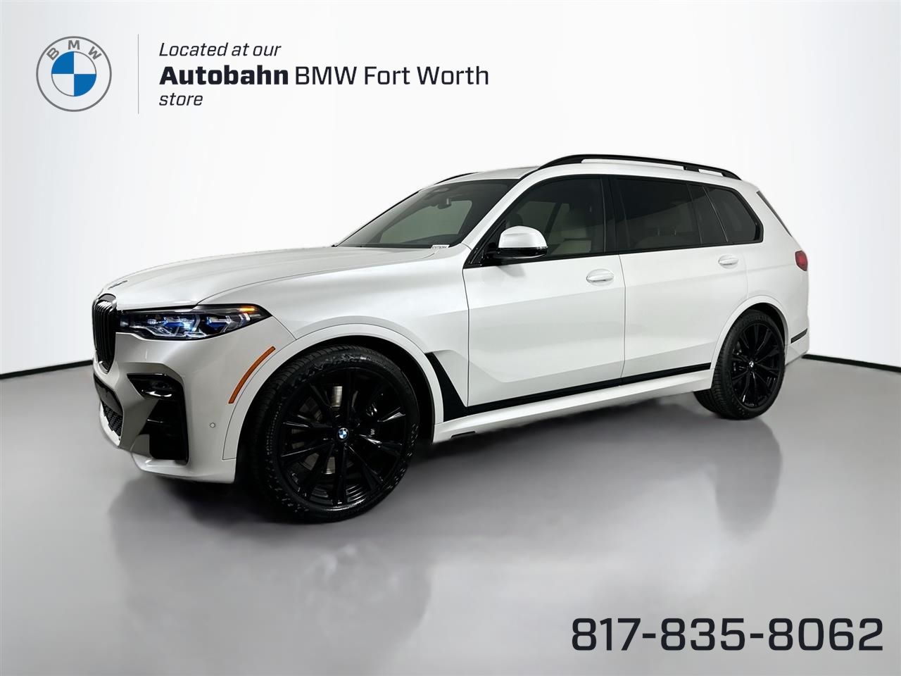 2022 BMW X7 M50i's photo