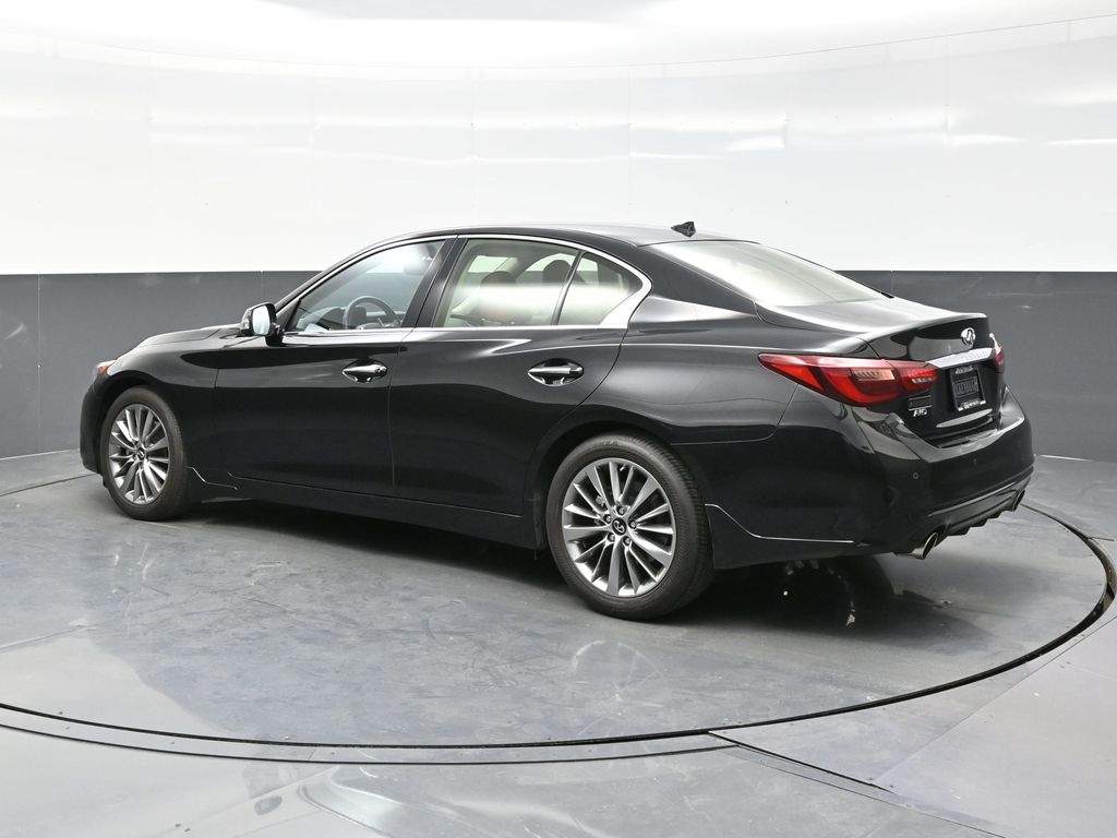 2024 Infiniti Q50 LUXE photo 3