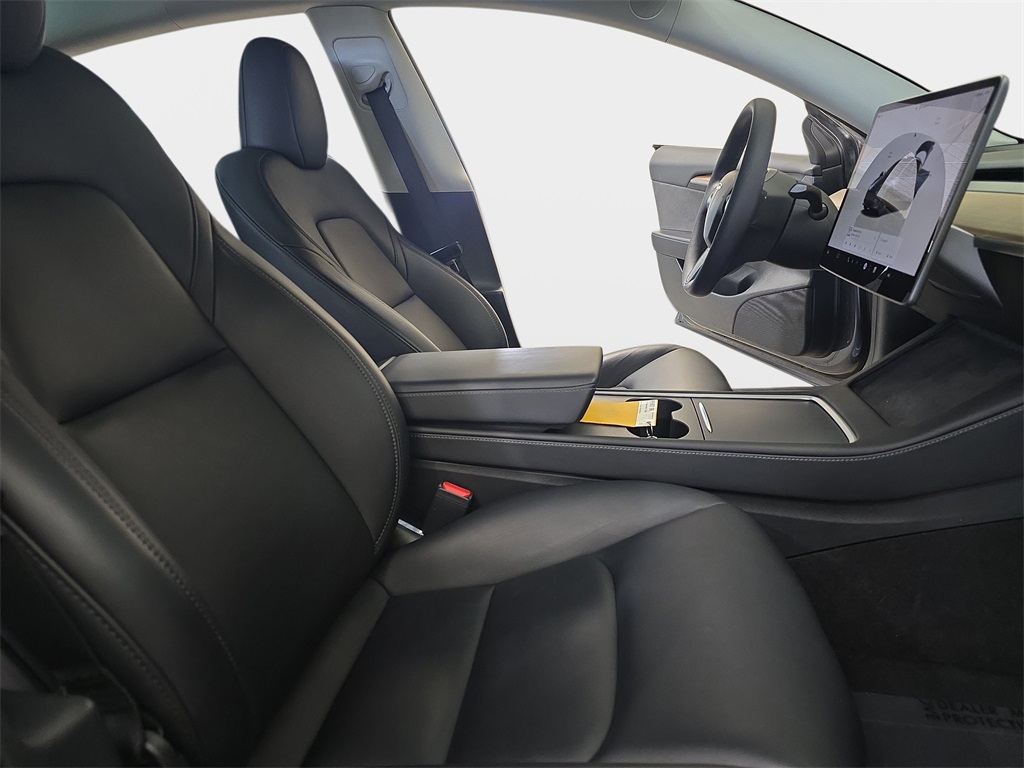 2023 Tesla Model 3 photo 11