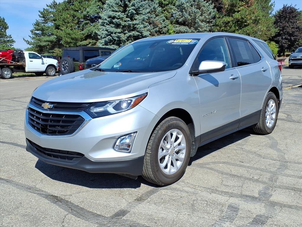2021 Chevrolet Equinox LT photo 3
