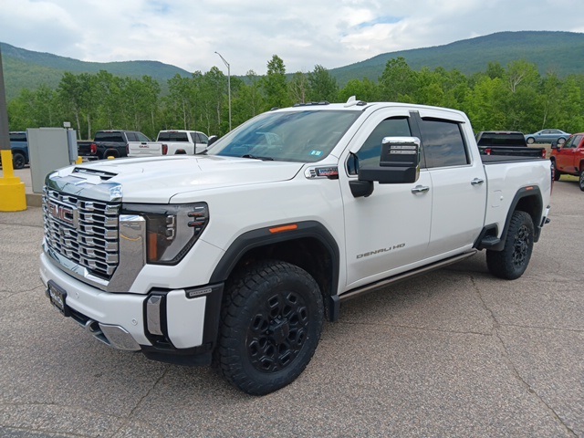 2024 Gmc Sierra 2500 HD Denali photo 2