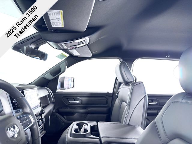2025 Ram 1500 Tradesman photo 7
